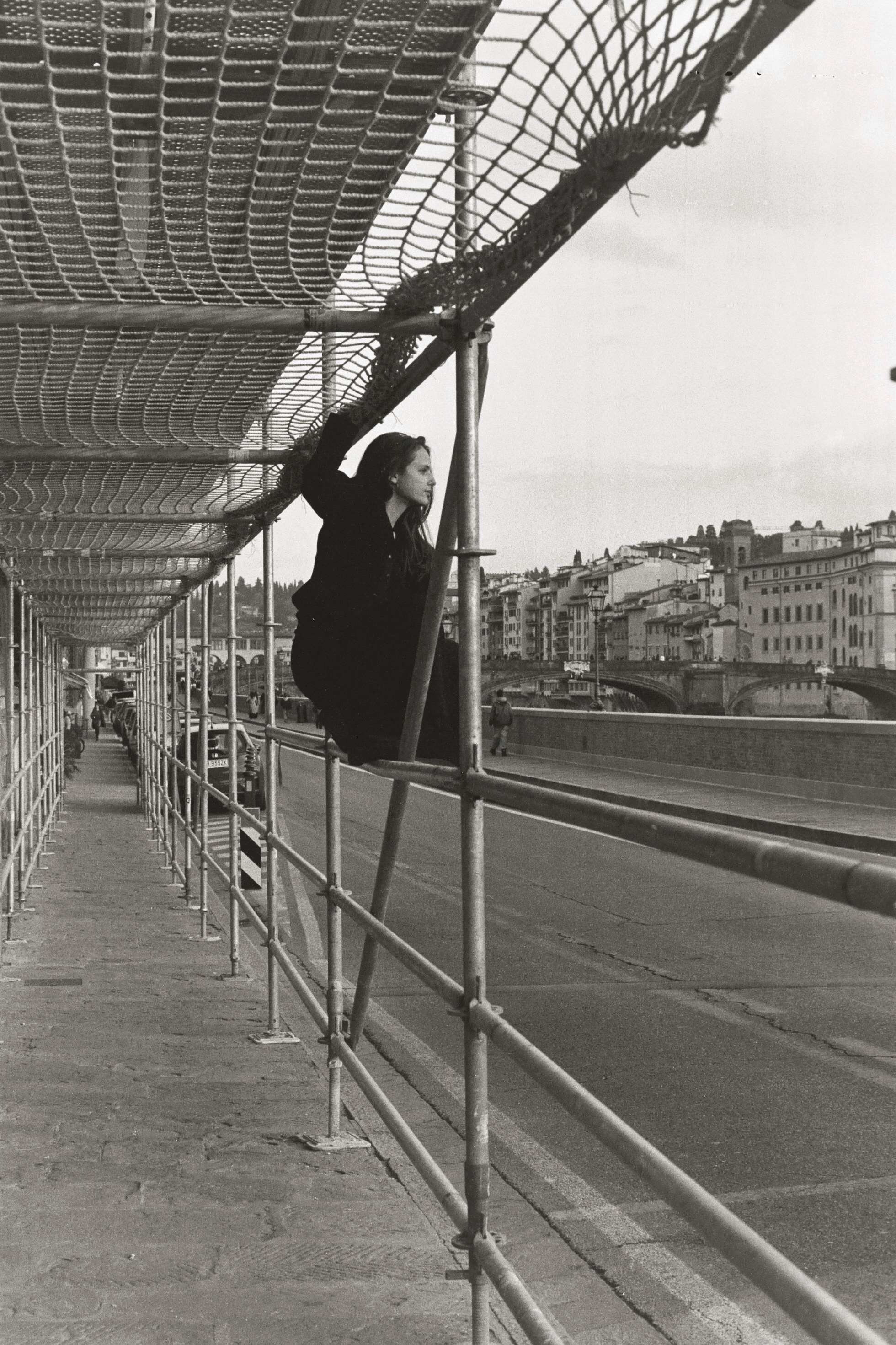 Balancing act, 35 mm